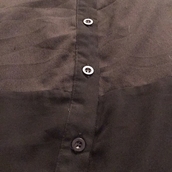 Black  large semi sheer front solid black sleeveless button down top - Picture 3 of 13